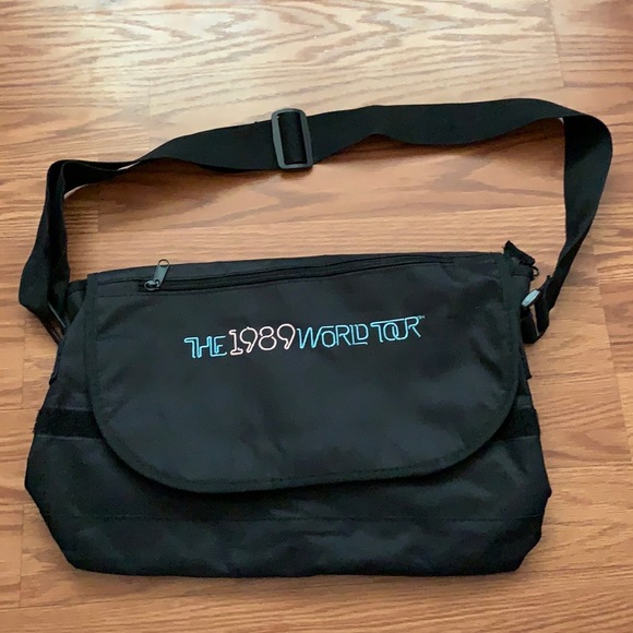 Taylor Swift Handbags - Taylor Swift 1989 World Tour Messenger Bag